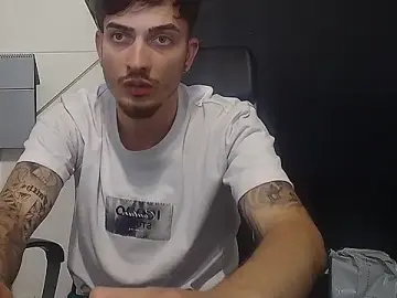 Stripchat Live Sex Cam of BrandonTate