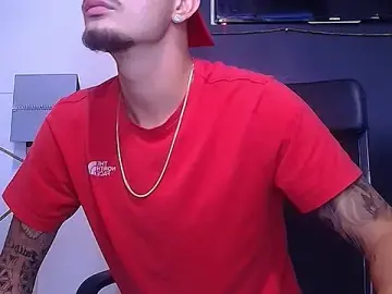 Stripchat Sex Cam of BrandonTate