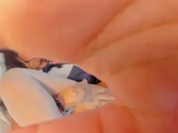 Stripchat Free Porn Cam of azul_honey