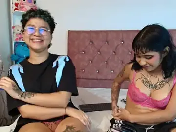 Stripchat Live Sex of azul_honey
