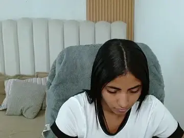 Stripchat Free Porn Cam of shaneelle