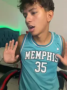 Stripchat Adult Webcams of Leonarrrd_01