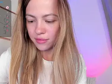 Stripchat Live Sex Cam of damn_cutie