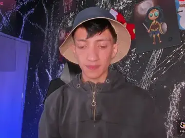 Stripchat Adult Webcam of DereckCooperr