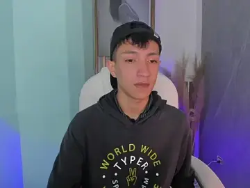 Stripchat Sex Cam of JohanSedas