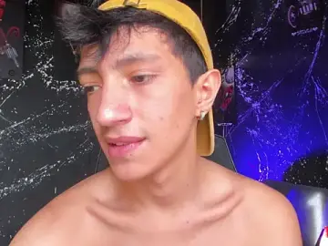 Stripchat Watch Live Sex Cams of JohanSedas