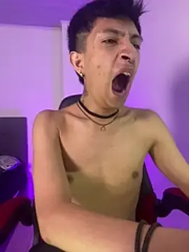 Stripchat Free Live Porn of JohanSedas