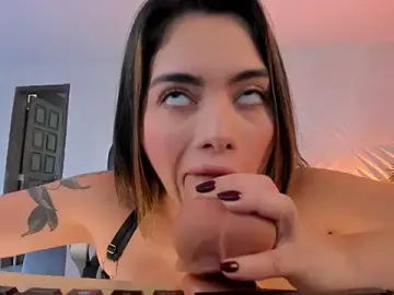 Stripchat Watch Live Sex Cams of GiaFerrara