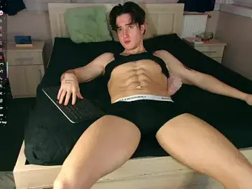 Stripchat Live Sex Cam of ChristianLevine_