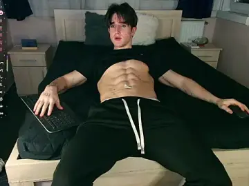 Stripchat Adult Webcam of ChristianLevine_