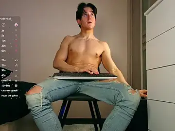 Stripchat Live Sex Cam of ChristianLevine_