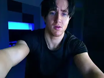Stripchat Free Live Porn of ChristianLevine_