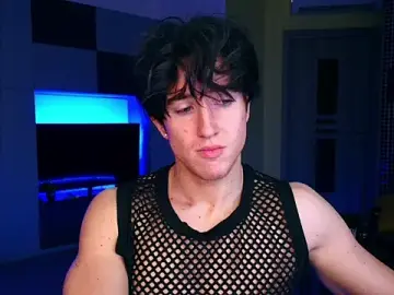 Stripchat Free Live Porn of ChristianLevine_