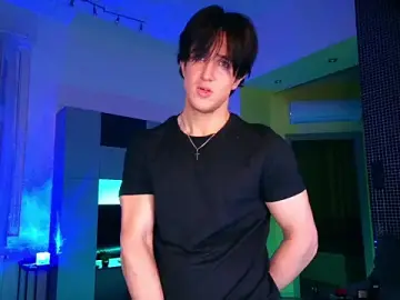 Stripchat Free Porn Cam of ChristianLevine_