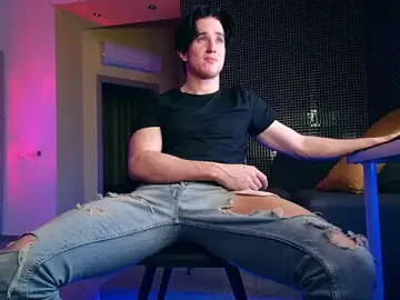 Stripchat Live Sex Cam of ChristianLevine_