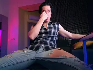 Stripchat Live Porn of ChristianLevine_