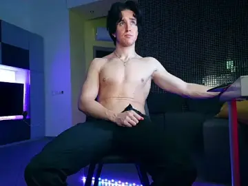 Stripchat Sex Cam of ChristianLevine_