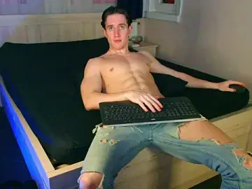 Stripchat Free Live Porn of ChristianLevine_