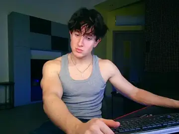 Stripchat Live Sex of ChristianLevine_