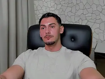 Stripchat Live Sex Cam of ClintMasters