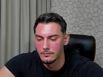 Stripchat Watch Live Sex Cams of ClintMasters