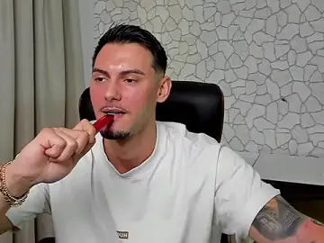 Stripchat Sex Cam of ClintMasters