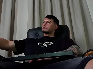 Stripchat Sex Cam of ClintMasters