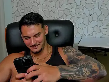 Stripchat Free Porn Cam of ClintMasters