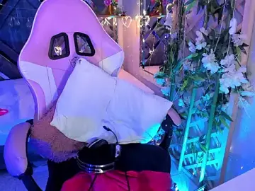 Stripchat Adult Video Chat of EternaAura