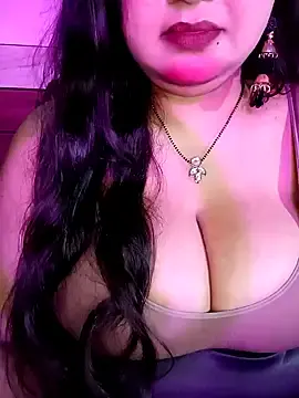 Stripchat Watch Live Sex Cams of Suhanakhan04