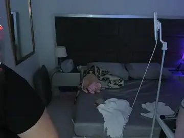 Stripchat Free Porn Cam of hinata_dolly