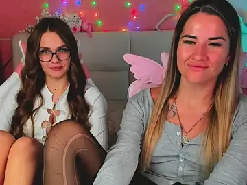 Stripchat Live Porn of hotty_girls_here