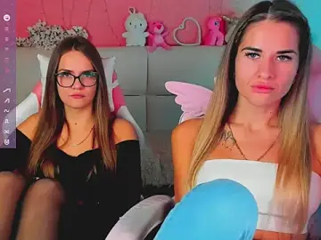 Stripchat Sex Cam of hotty_girls_here