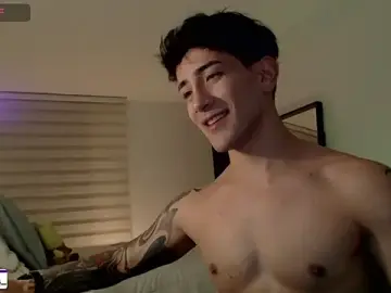 Stripchat Sex Cam of ivaaaan_