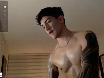 Stripchat Adult Webcam of ivaaaan_