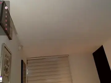 Stripchat Live Sex of ivaaaan_