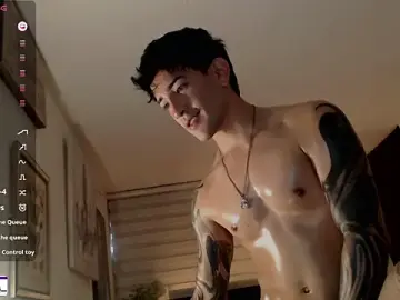 Stripchat Live Sex of ivaaaan_