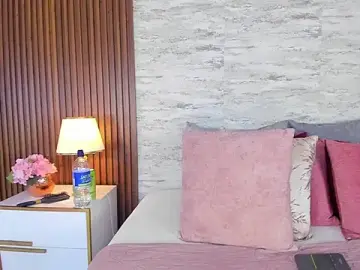 Stripchat Best live sex cam show of MadisonHunter2024