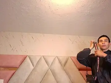 Stripchat Live Sex of Zoelucas