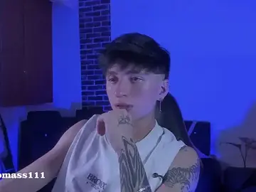 Stripchat Sex Cam of Thomass_clark