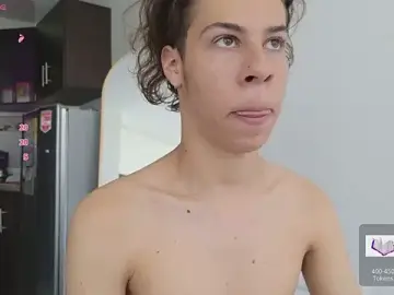 Stripchat Sex Cam of grey___27