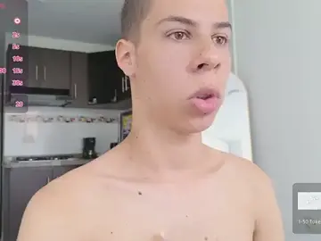 Stripchat Free Porn Cam of grey___27