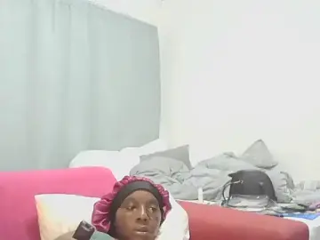 Stripchat Free Porn Cam of Sexxybella27