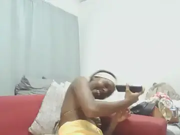 Stripchat Sex Cam of Sexxybella27