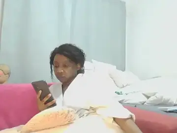 Stripchat Live Sex Cam of Sexxybella27