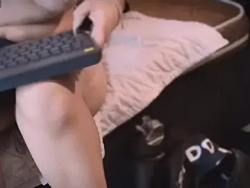 Stripchat Nude Webcam of king_lovely_hornyy