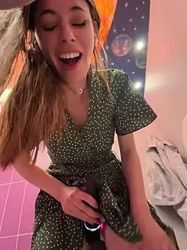 Stripchat Adult Video Chat of AmelieCrystal