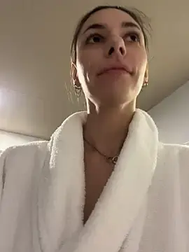 Stripchat Live Sex Cam of AmelieCrystal