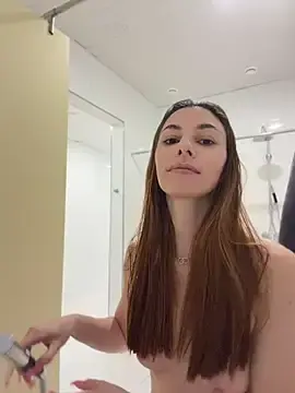 Stripchat Free Live Porn of CrystalClean