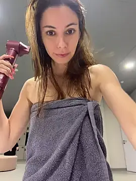 Stripchat Adult Video Chat of CrystalClean